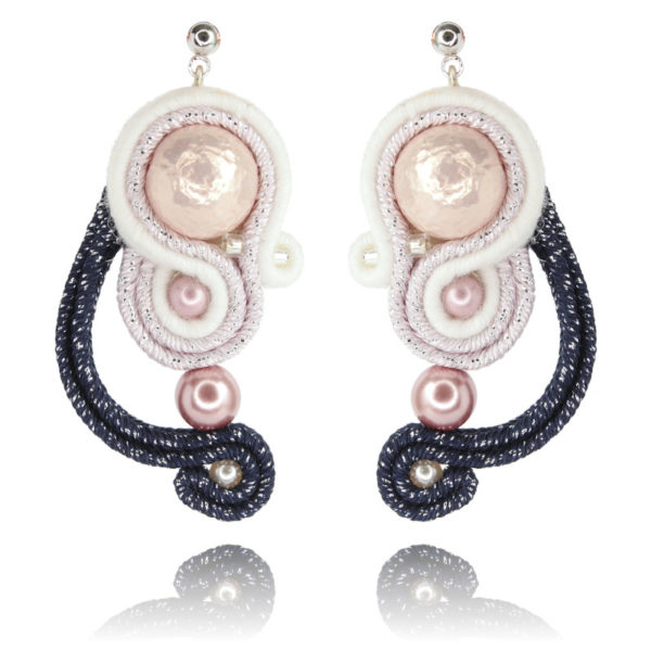 Chloe earrings embroidered with pearls and soutache braid