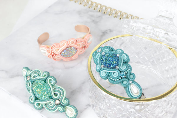 Josephine hair clip and bracelets embroidered with pearls, Swarovski crystals and soutache braid