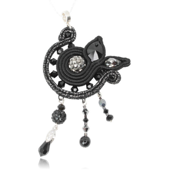 Natalie pendant embroidered with pearls, Swarovski crystals and soutache braid