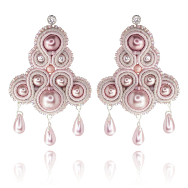 Amy earrings embroidered with pearls and soutache braid