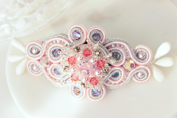 Eleanor barrette hair clip embroidered with pearls, Swarovski crystals and soutache braid