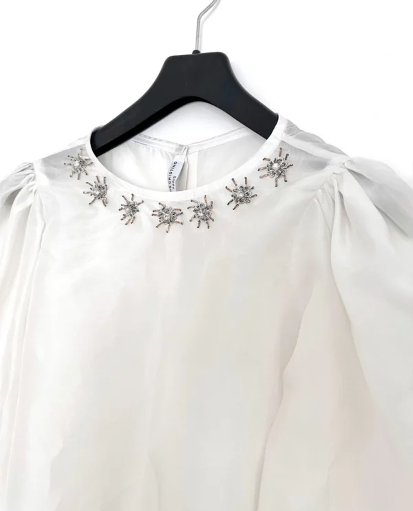 Blouse de mariée brodée Paola. Collaboration avec Maison Cristino, Paris